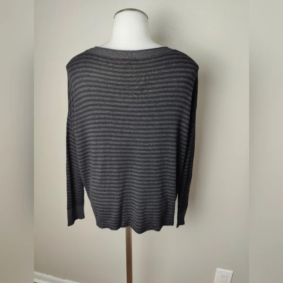 Eileen Fisher Petite Long Sleeve Black & Grey Stripe Sweater Oversized XS Soft